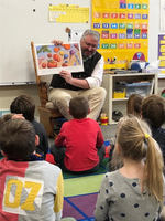 Kinder Mystery Reader!
